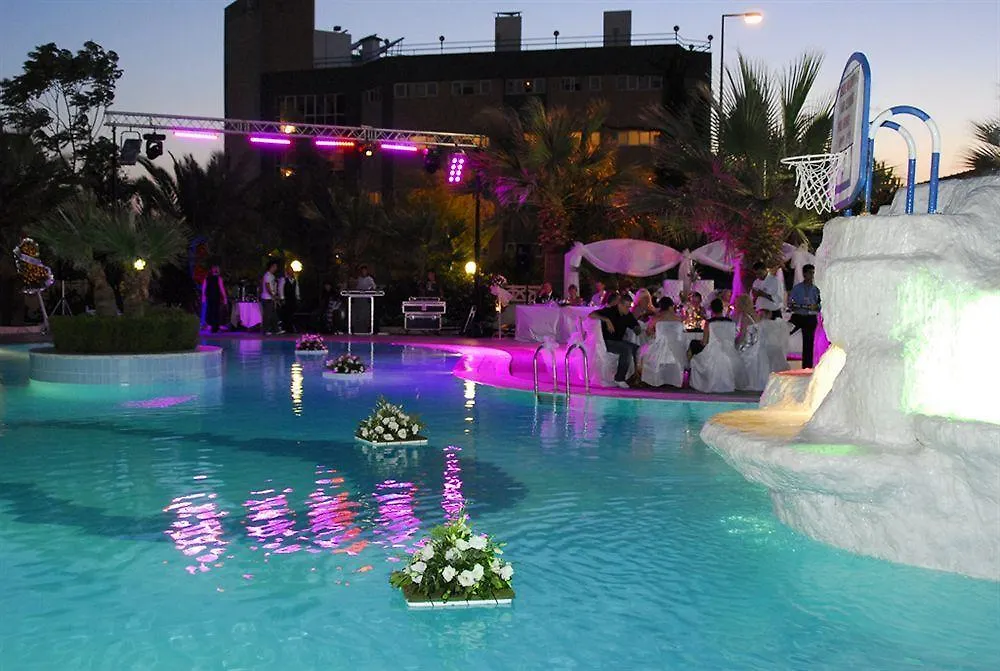 Tropicana Garden Hotel Kuşadası 3*,  Turkije