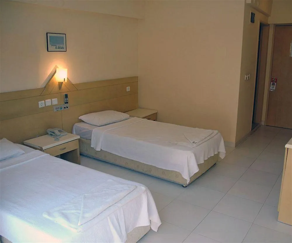 Tropicana Garden Hotel Kuşadası 3*,